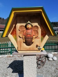 Schaustock für Bienenvolk.jpg